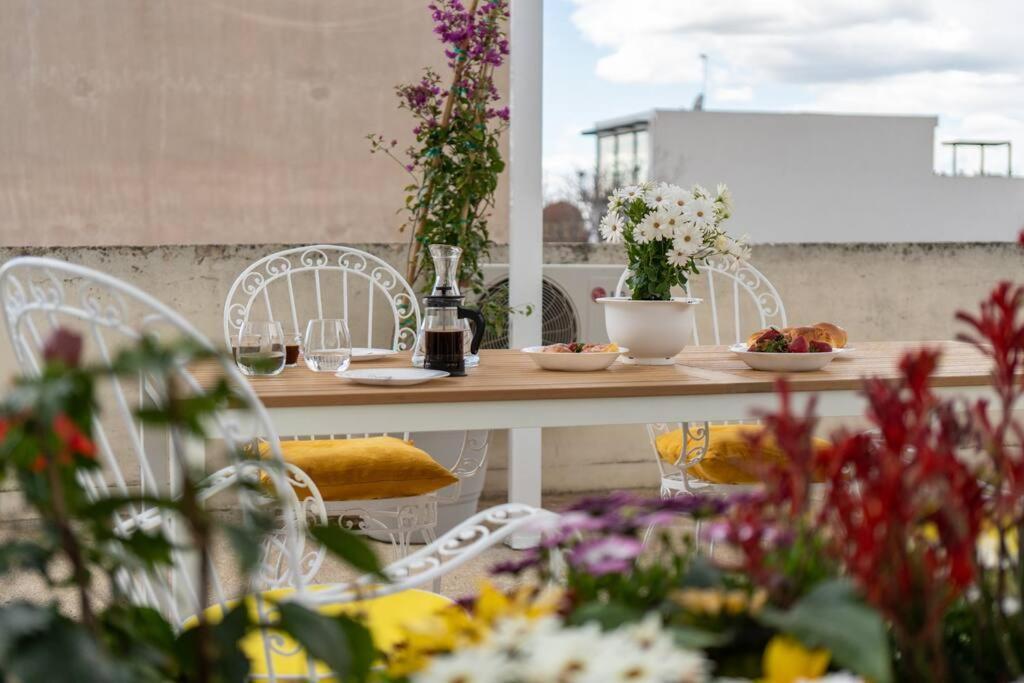 Ebullience - Stylish & Chic Athens Apartment Atenas Exterior foto